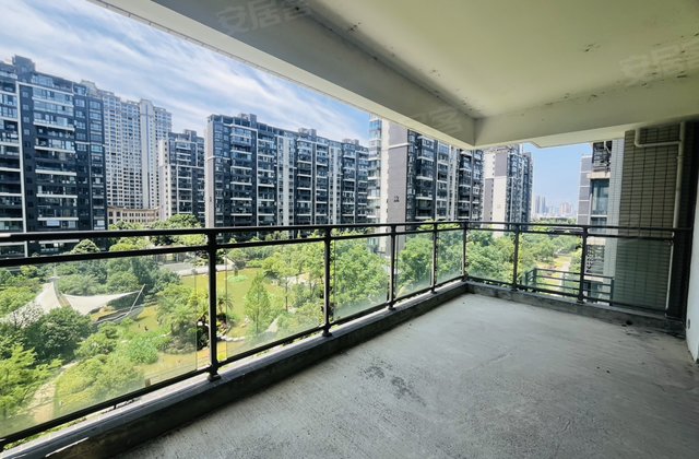 大平层楼 王，金时花园二期电梯小高层纯板房7楼，主卧带衣帽间