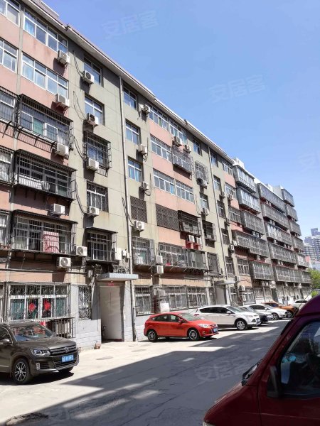 纪委财政局家属院