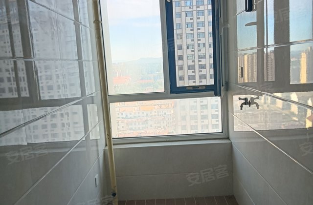 青州龙苑3室2厅108㎡76万二手房图片