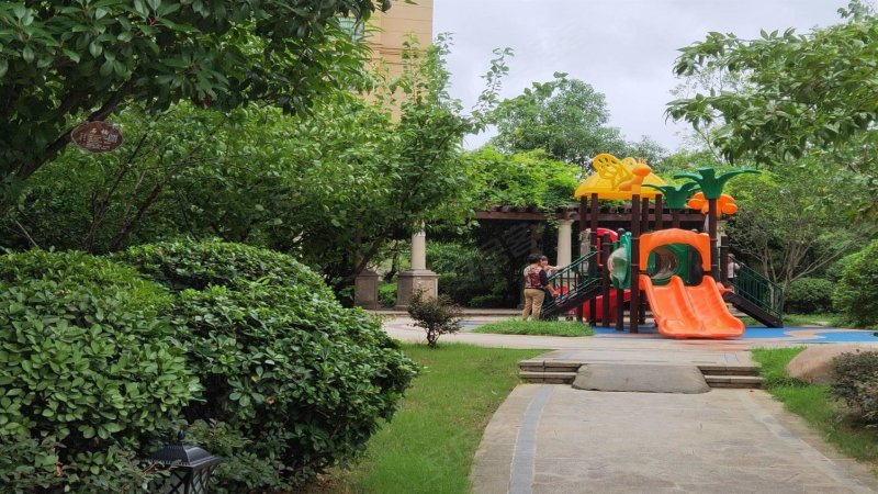 禹洲华侨城三期荷园(南区)