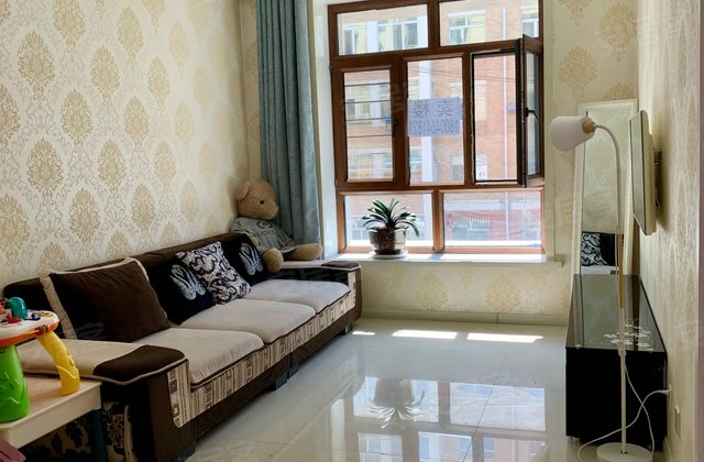 七号公馆2室2厅65㎡32.5万二手房图片