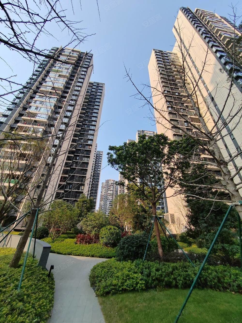 找我员工央企华润静兰湾湾小12中送车位看房方便