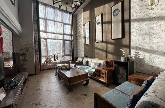 中海锦绣城5室2厅217㎡199万二手房图片