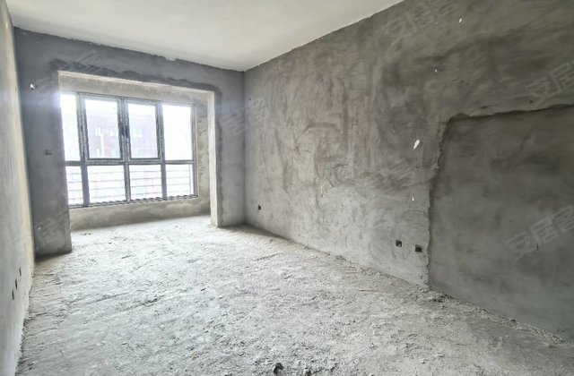 亚威金城3区(新安)3室2厅125㎡56.8万二手房图片