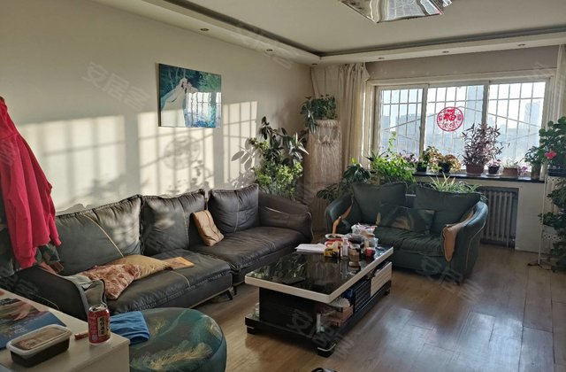 铁路27街3室2厅117㎡24.5万二手房图片