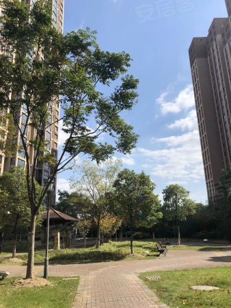 徐公桥花园2室2厅1卫94.82㎡南132万