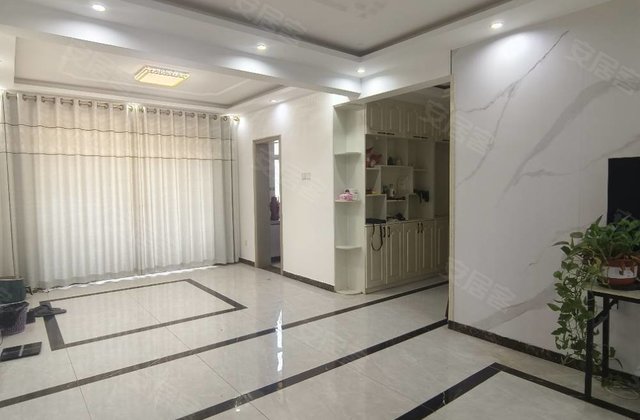 龙池书香苑3室2厅135.02㎡66万二手房图片