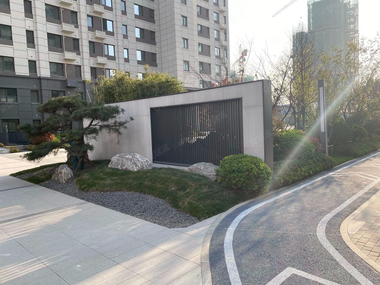 济南房产网>济南二手房>历城二手房>工业北路二手房>海信翰墨府>1242