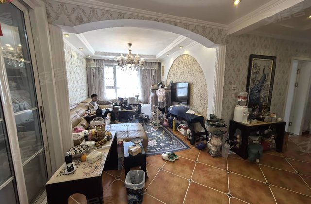 东方新天地D区3室2厅115㎡56万二手房图片