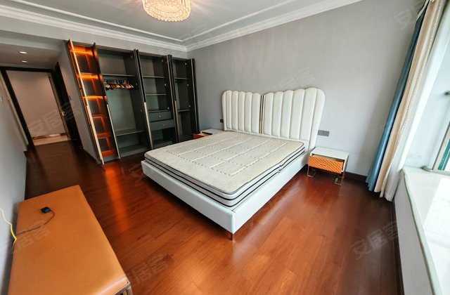 恒大绿洲4室2厅199㎡93万二手房图片