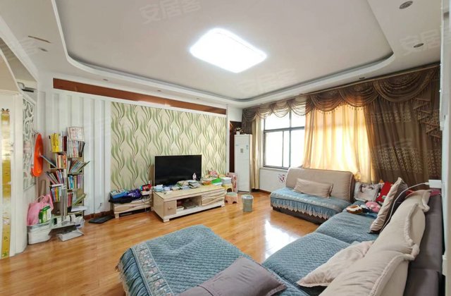 寨子小区4室2厅179㎡39.8万二手房图片