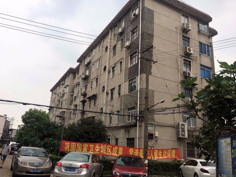 双城路650弄小区 