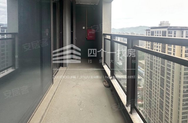 曲江风荷4室2厅144㎡165万二手房图片