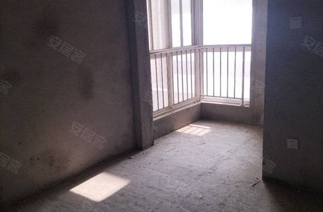 富帝苑3室2厅116.95㎡65万二手房图片