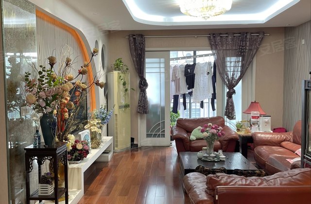 宁兴掌尚名筑3室2厅137.74㎡105万二手房图片