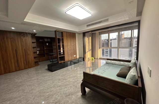 海陵府4室2厅143.87㎡129.8万二手房图片