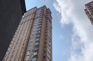 港龙华侨城内部,周边环境视频,盐城港龙华侨城楼栋外景视频,小区路况