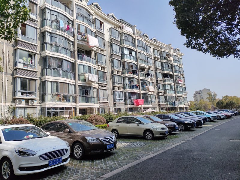 世华佳苑(公寓住宅)