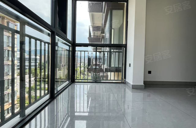 凤栖雅苑3室2厅109㎡61万二手房图片