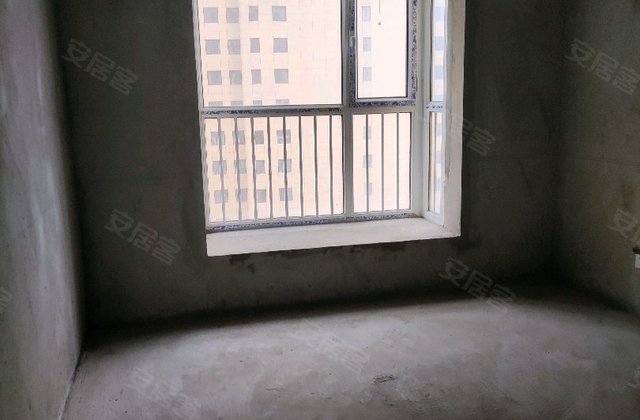 正洋凤凰南郡(凤凰大境三期)3室2厅107.8㎡96.8万二手房图片
