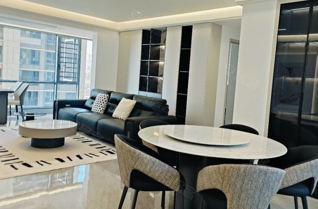 保利阅江台3室2厅120㎡111.7万二手房图片