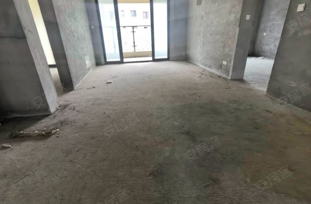 奥园誉府4室2厅131㎡109.6万二手房图片