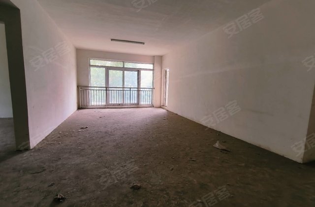 华立凤凰城3室2厅147.21㎡67万二手房图片