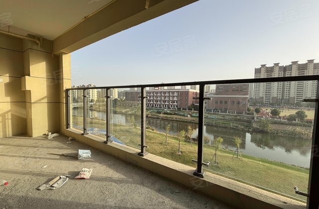 天嘉湾花苑3室2厅108㎡64万二手房图片