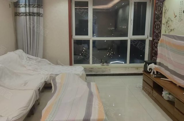 花香维也纳(西区)3室2厅127㎡98.8万二手房图片