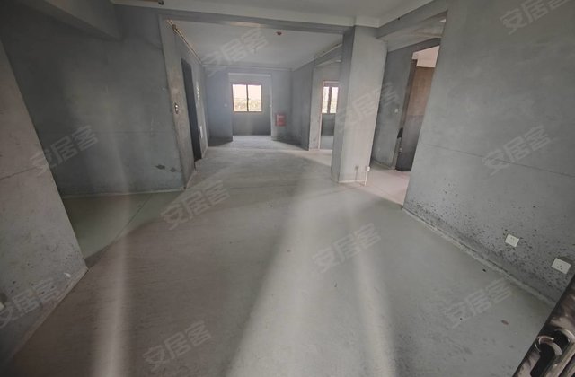 后洋吴苑3室2厅143㎡99万二手房图片