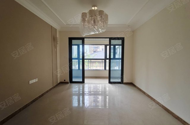 恒大观澜府3室2厅110㎡52.5万二手房图片