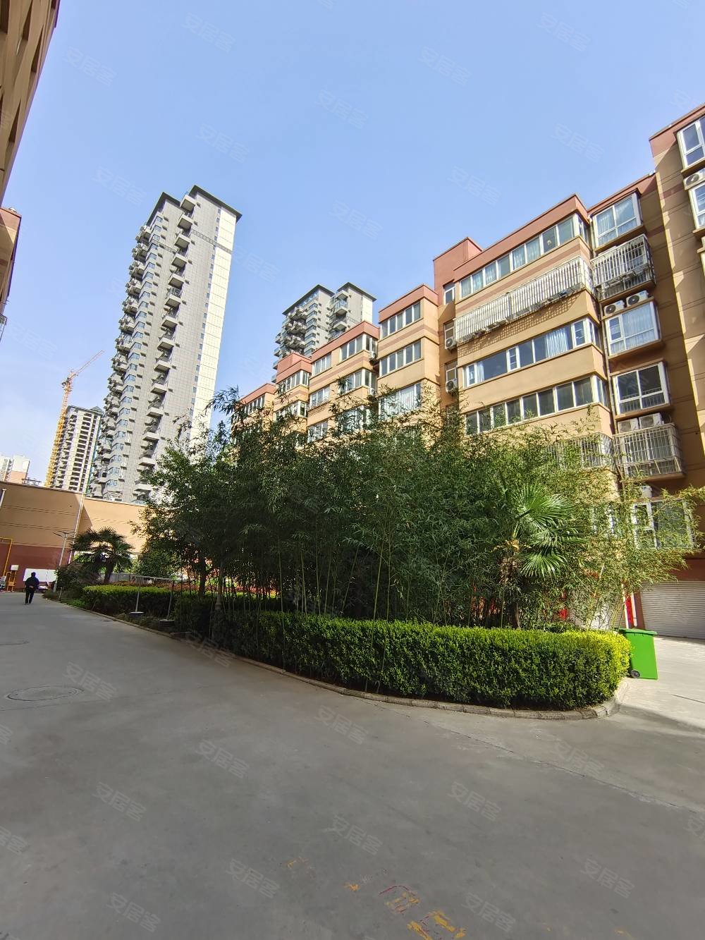 创业湖旁电梯洋房通双气采光视野都好证件齐全