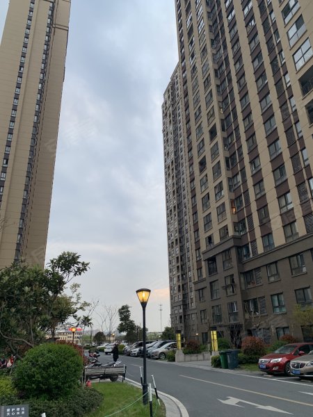 景瑞曦之湖,二环西路,近杨绍线