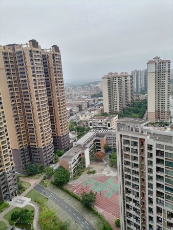 惠东国际新城4室2厅2卫127.14㎡南91.8万