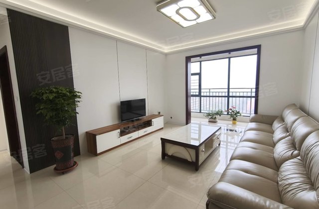 金亚国际公寓3室2厅134㎡65万二手房图片