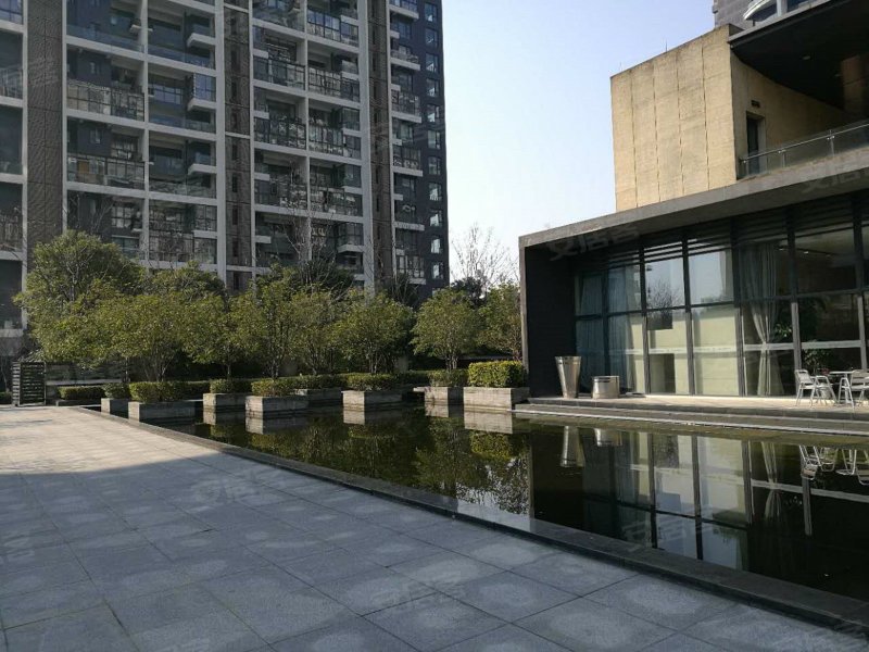 朗郡庭园(别墅)