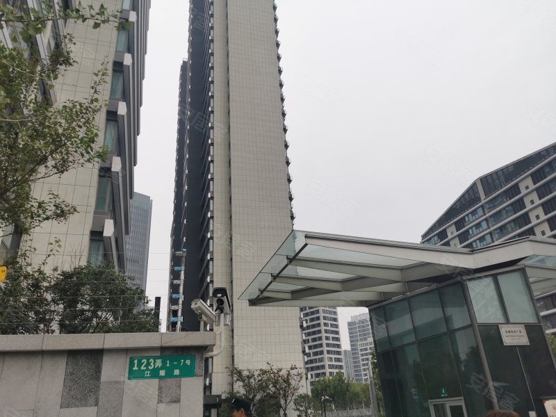 晶耀名邸(三期)