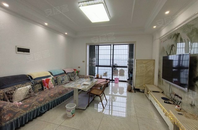 四中新苑3室2厅126㎡73.8万二手房图片