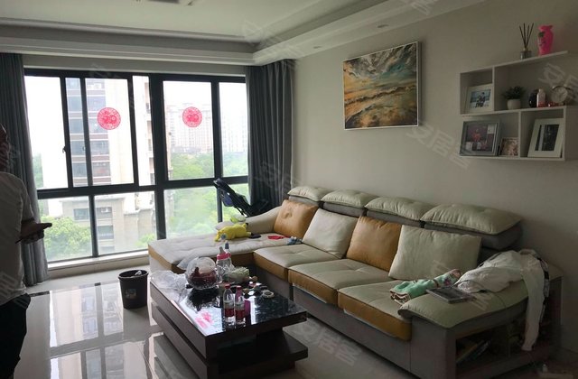 临城花苑4室2厅136.46㎡270万二手房图片