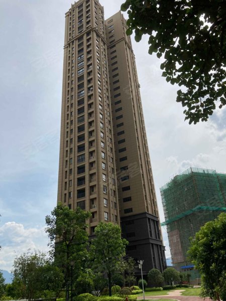 凤翔湖滨世纪首邑
