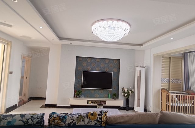 首府壹号3室2厅120㎡48万二手房图片