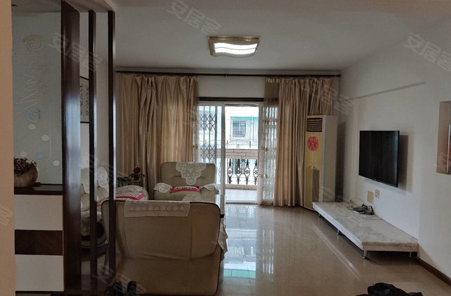学苑新村4室2厅136㎡208万二手房图片