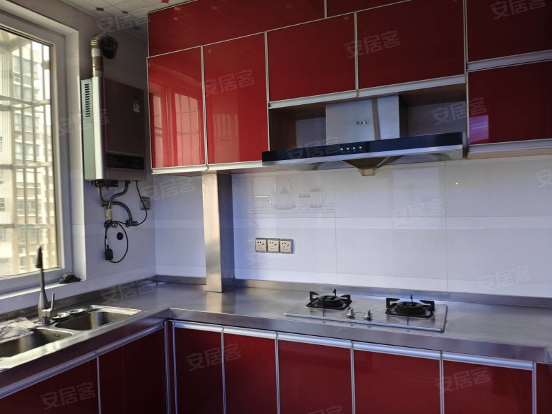 泰和佳园精装修电梯洋房中间楼层位置佳采光好有钥匙随时看房