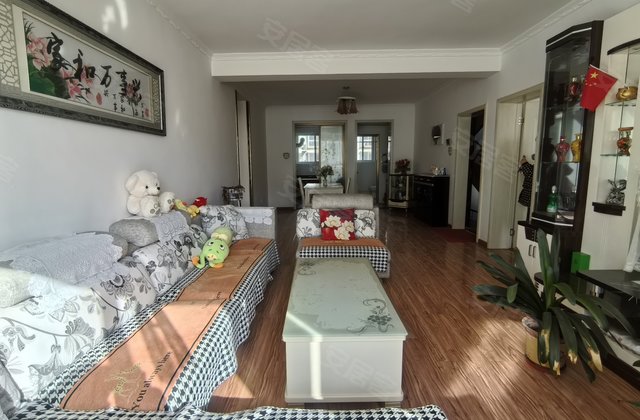 玄鹤新城3室2厅120㎡66.8万二手房图片