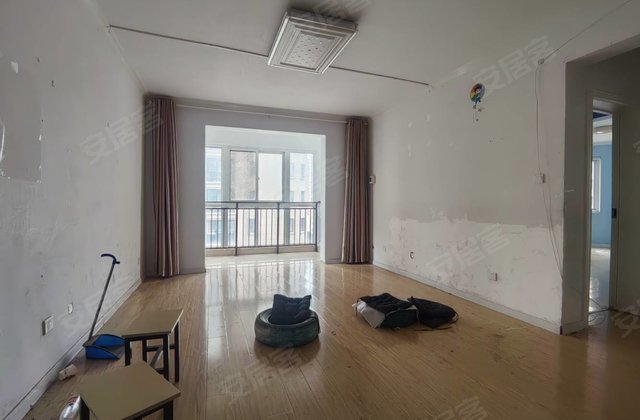 中央城邦3室2厅141㎡52.5万二手房图片