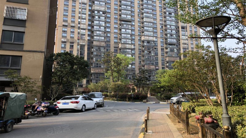 尚湖中央花园(三期)