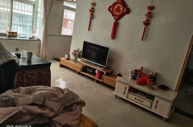 双合社区黄山岭小区4室2厅145㎡26万二手房图片