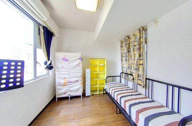 东华东路小区2室2厅76.4㎡235万二手房图片