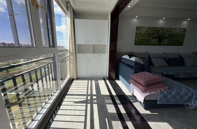 泰平盛世水岸3室2厅143.8㎡61万二手房图片