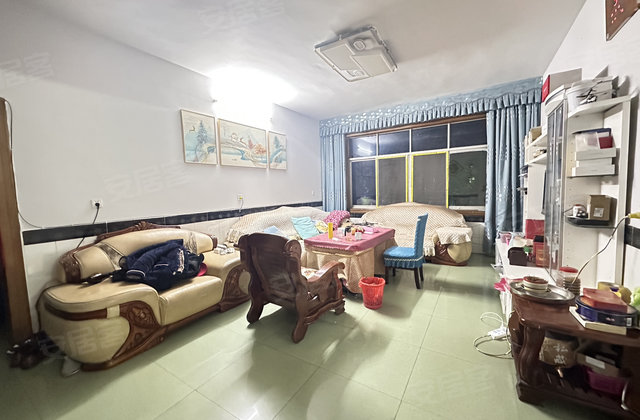 迎宾景苑3室2厅108㎡38万二手房图片
